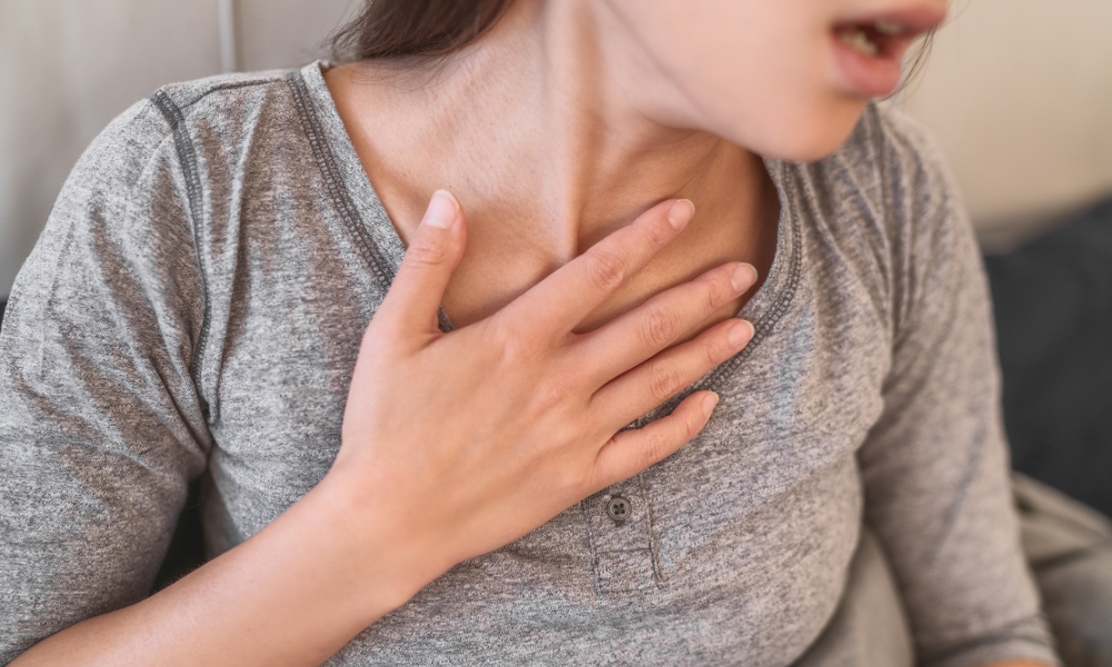 Shortness of breath emergency warning signs and breathing difficulty symptoms