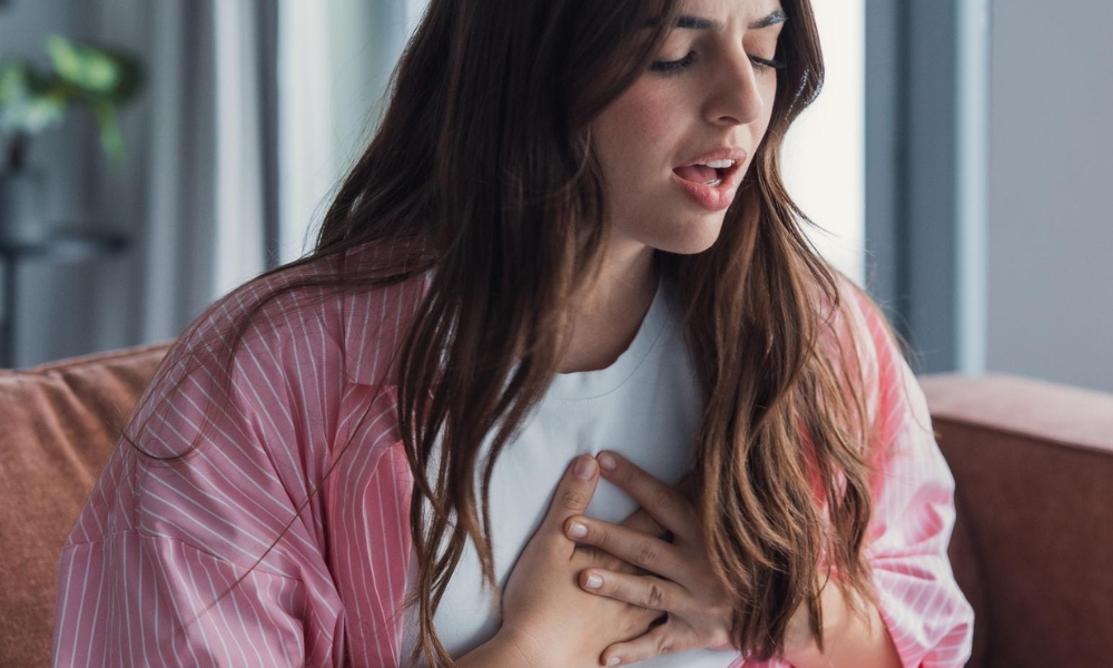Chest pain and shortness of breath emergency symptoms requiring immediate medical evaluation